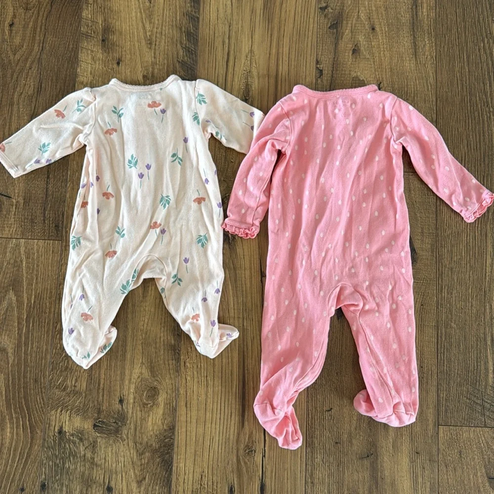Bundle of 2 Little Sister sleeper pajamas, Carter’s, size 3 mo and 9 mo